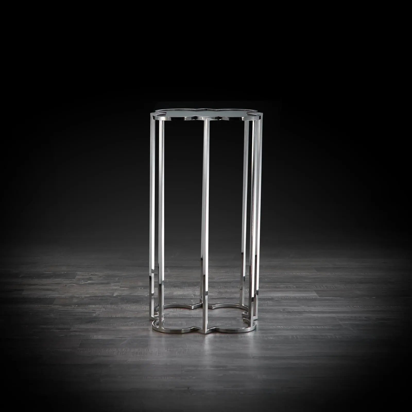 Clover Roberto Grassie Flower Stand