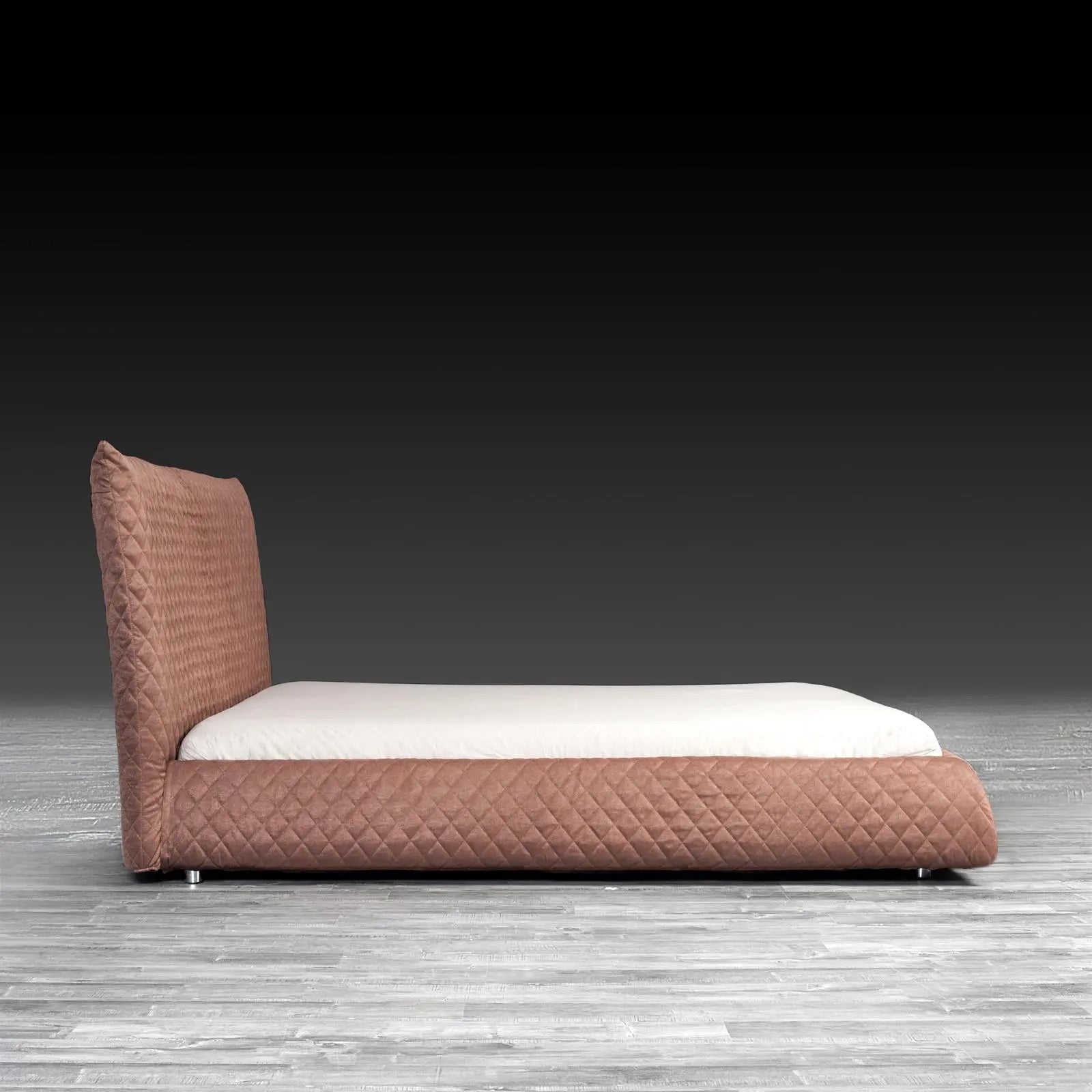 Elisse Brown Roberto Grassie Bed