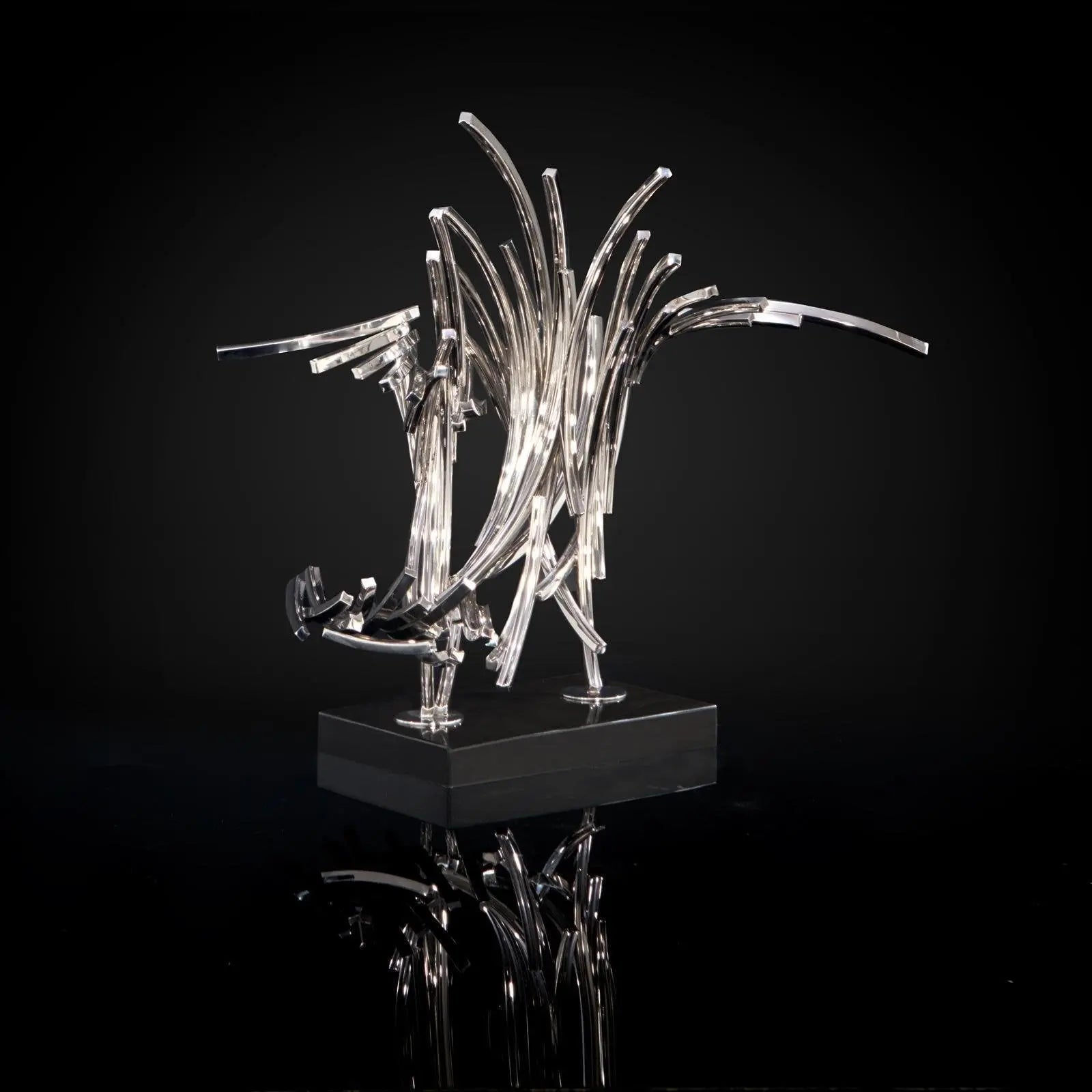 Line Complex Stylish Sculpture