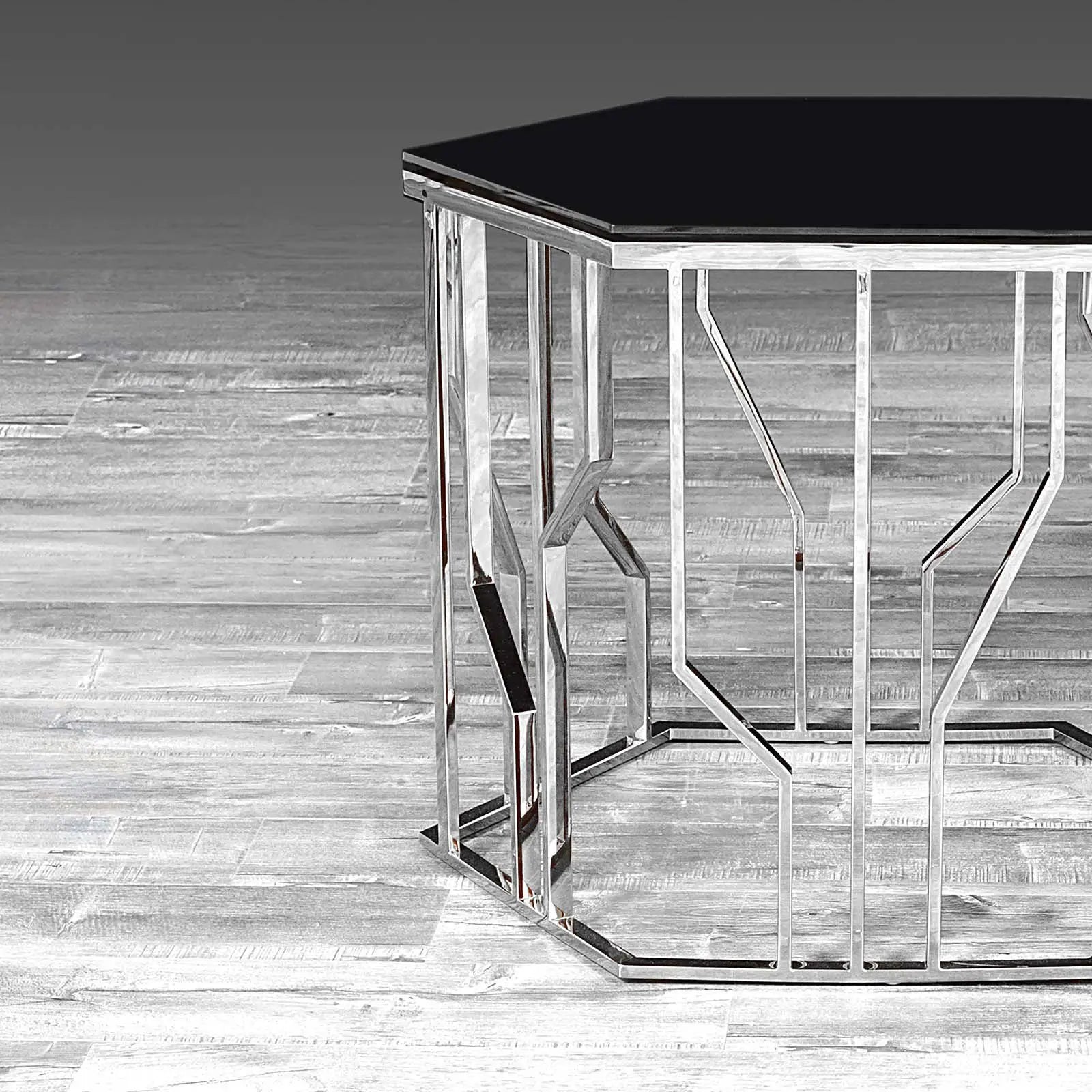 Lorensia Large Silver La End Table RG