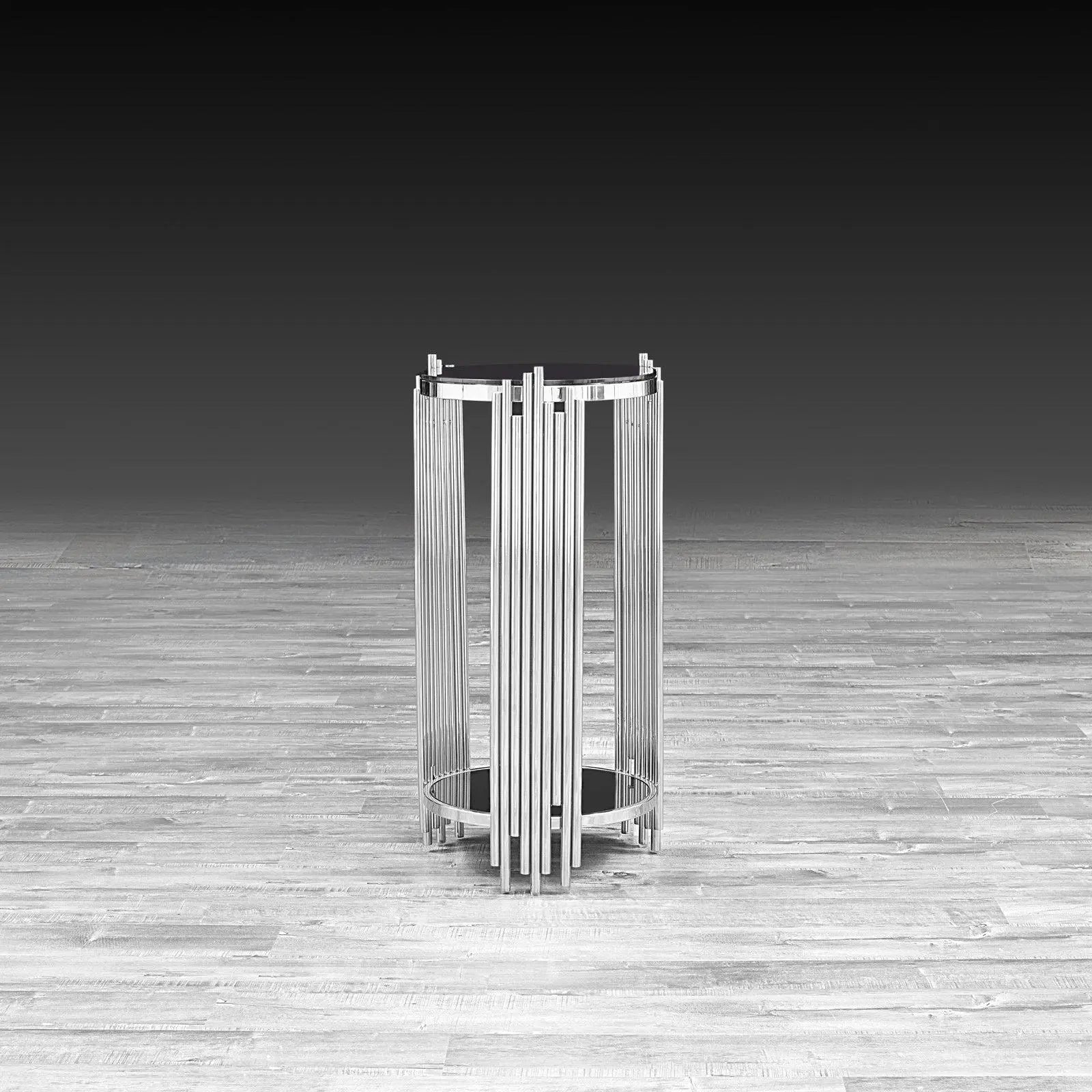 Mauris Silver Roberto Grassie Flower Stand