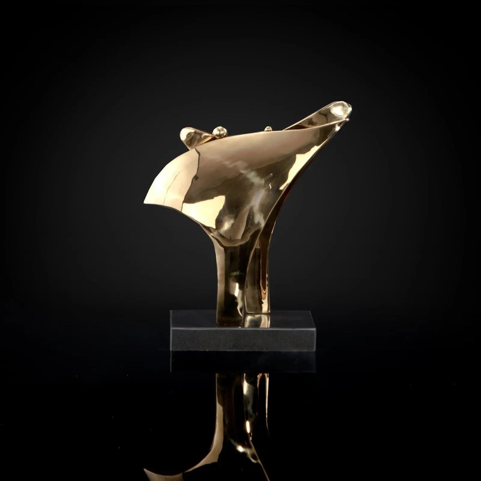 Stamen And Pistil Modern Sculpture