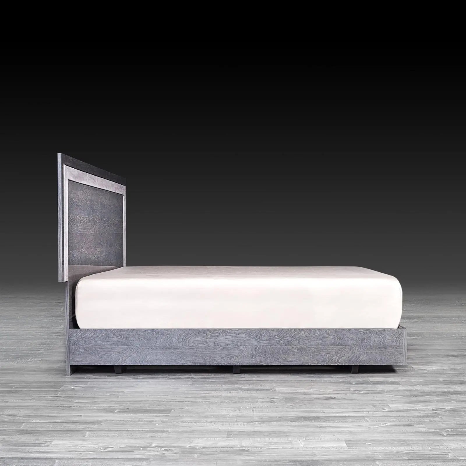 Ventura Gray Roberto Grassie Bed