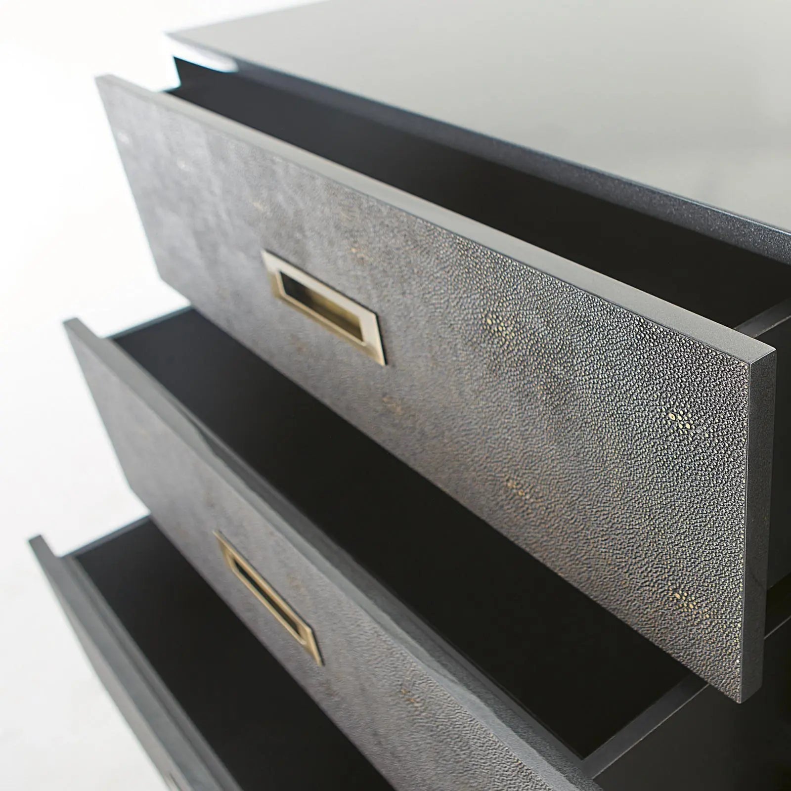 Il Lusso Shagreen Modern Dresser