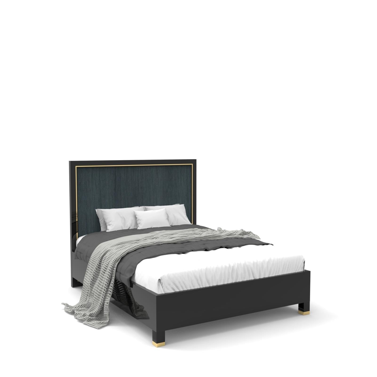 mozzafiato-black-cal-king-bed_04a8f2ae-7041-4cfe-899d-518e95ec6091.jpg