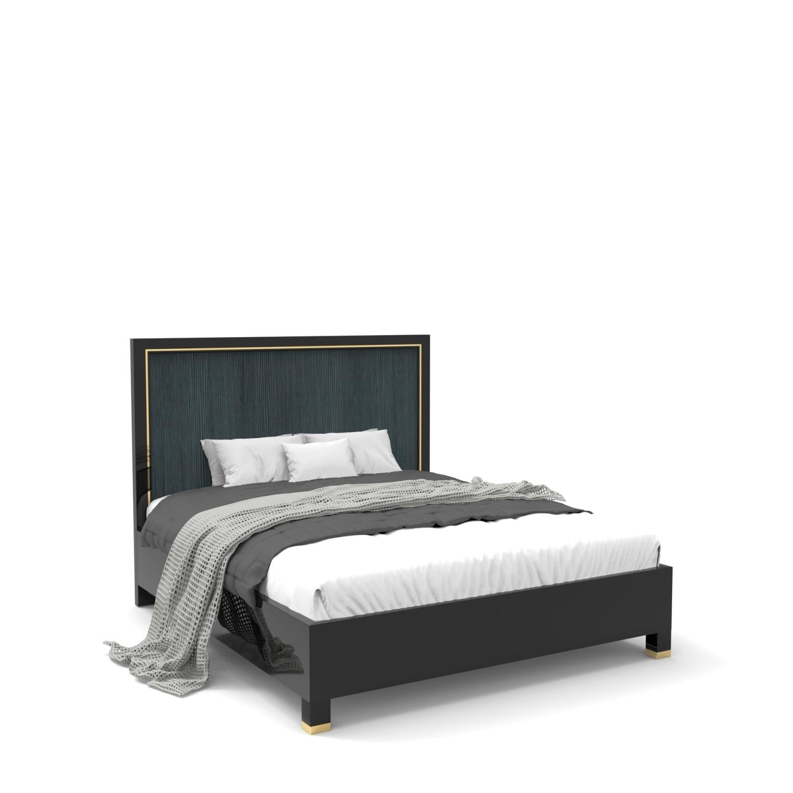 mozzafiato-black-eastern-king-bed_73727be7-10a7-4696-b21f-104ac000072d.jpg